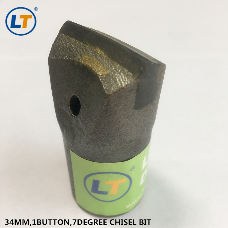 Tapered chisel bit