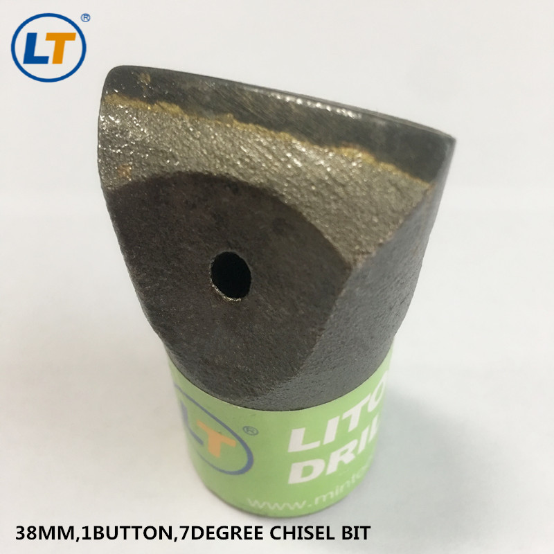 Tapered chisel bit